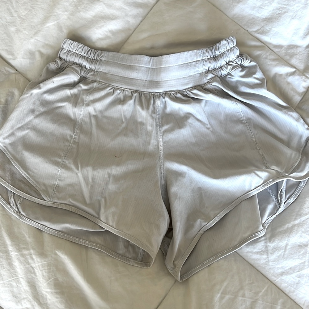 lululemon hotty hot low rise 4’